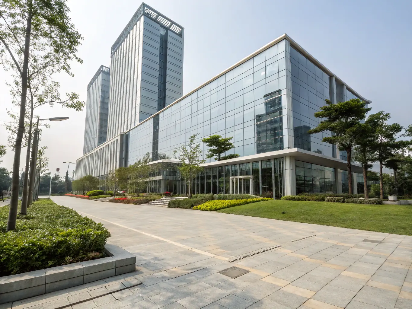 A visual representation of a business undergoing a transformation, with quantum particles symbolizing the shift towards innovation and growth, set against the backdrop of the London skyline.